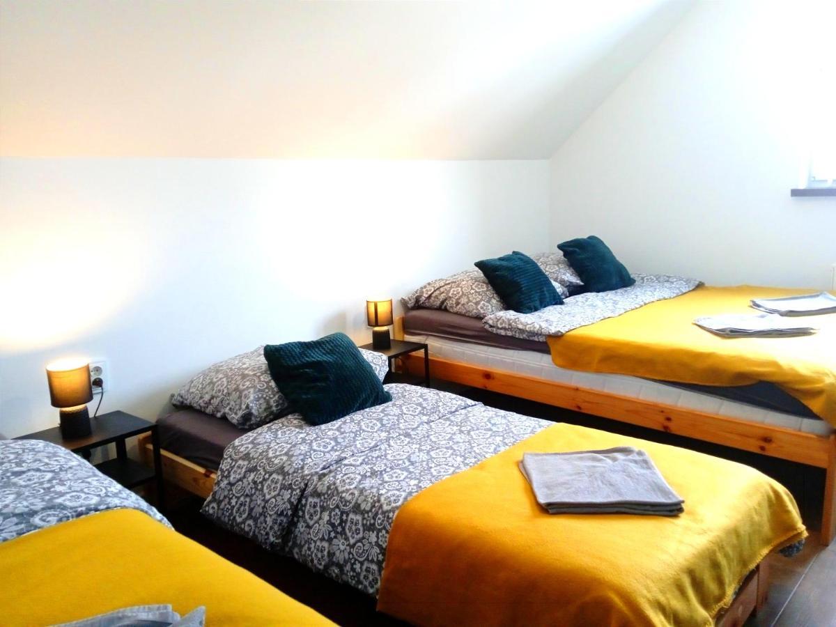 Krajno-Zagorze Apartamenty Jodlowa - Bilard - Bawialnia - Krolikarnia מראה חיצוני תמונה